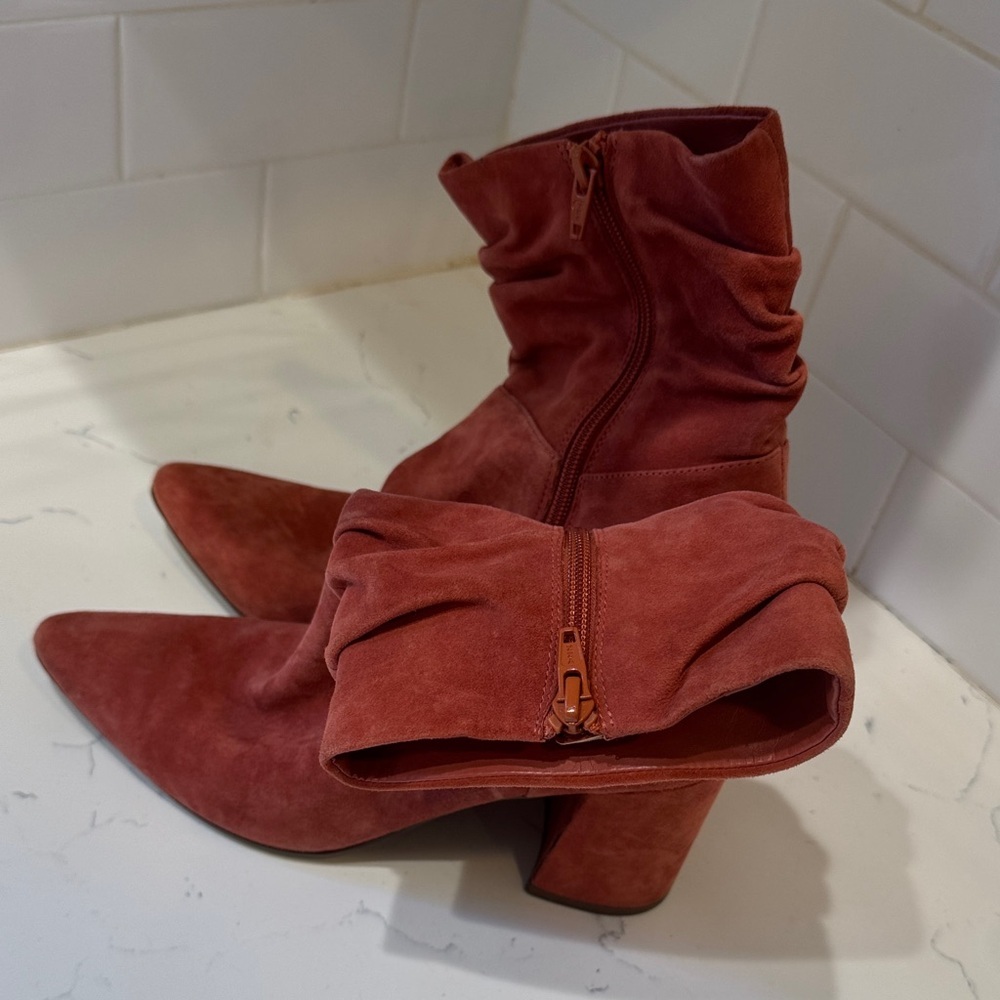 Naturalizer Elegant Rust Suede Ankle Boots 8.5 - Picture 3 of 7